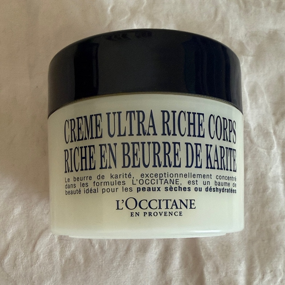 L'OCCITANE Ultra Rich Body Cream - Black and Cream - Picture 2 of 4